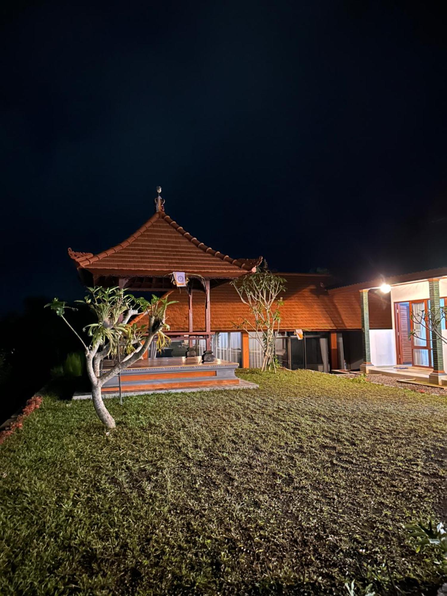 Bali Basuki Retreat Center Apartment Besakih Ngoại thất bức ảnh
