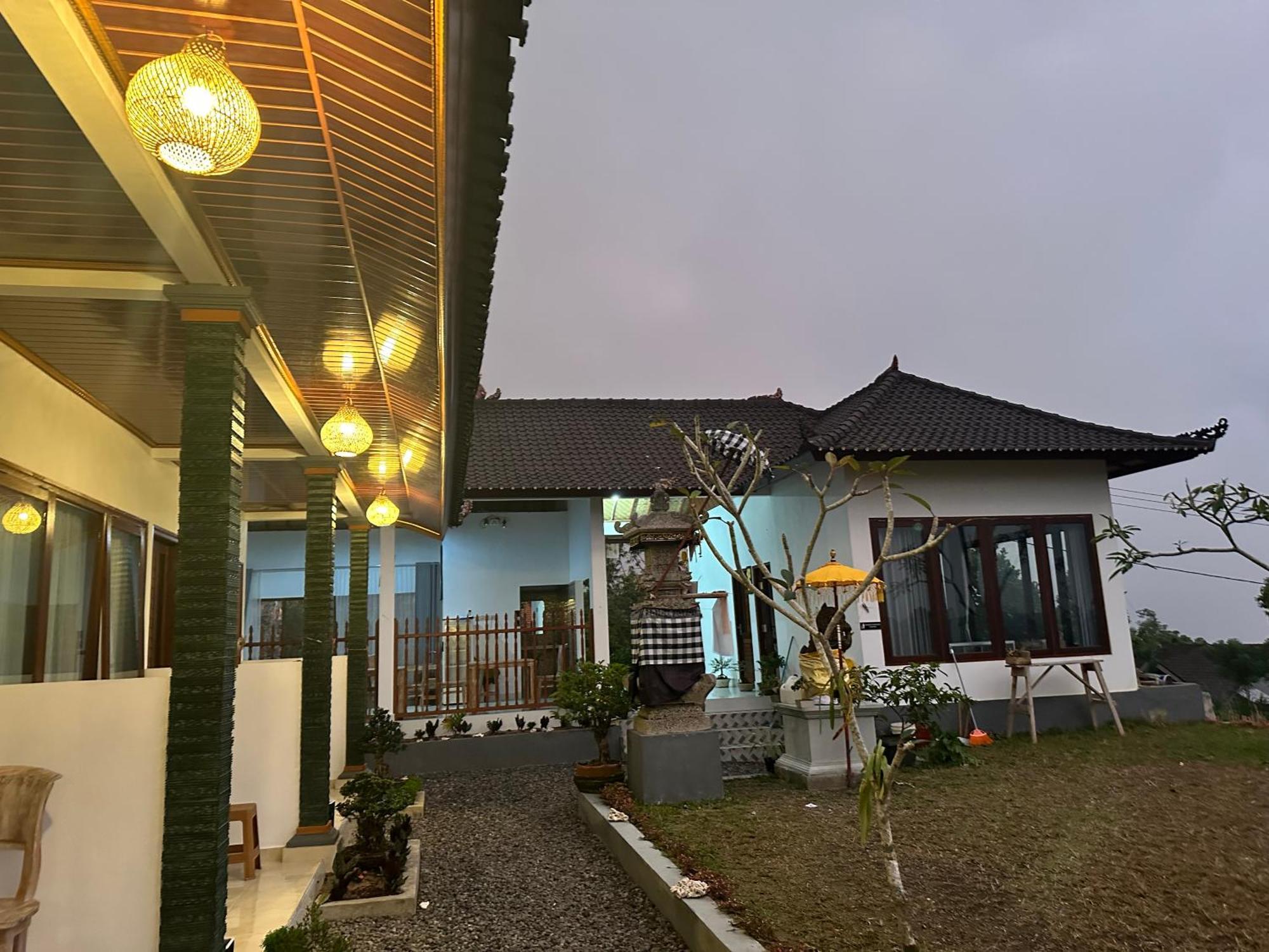 Bali Basuki Retreat Center Apartment Besakih Ngoại thất bức ảnh