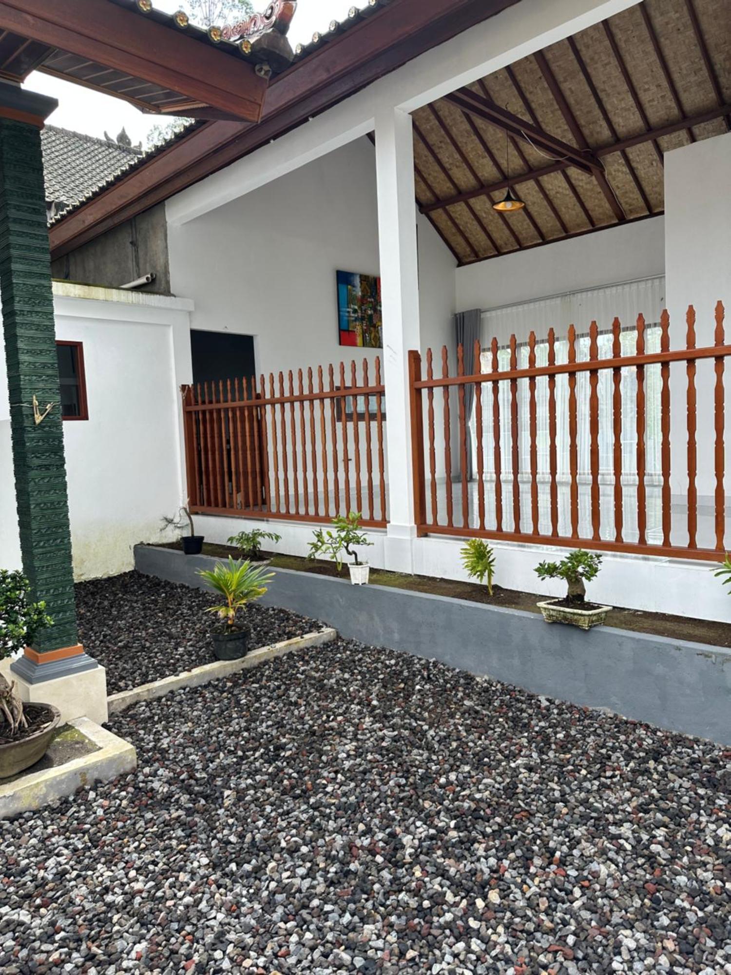 Bali Basuki Retreat Center Apartment Besakih Ngoại thất bức ảnh