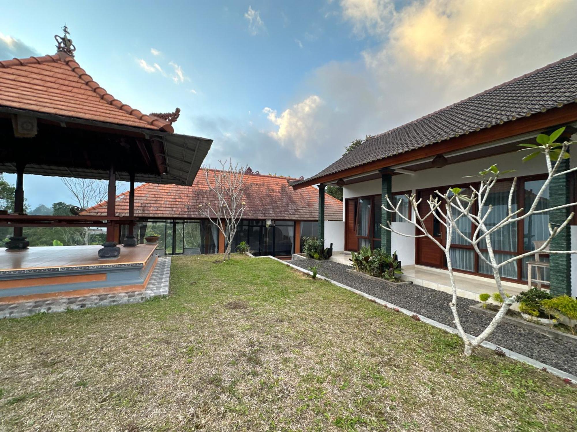 Bali Basuki Retreat Center Apartment Besakih Ngoại thất bức ảnh